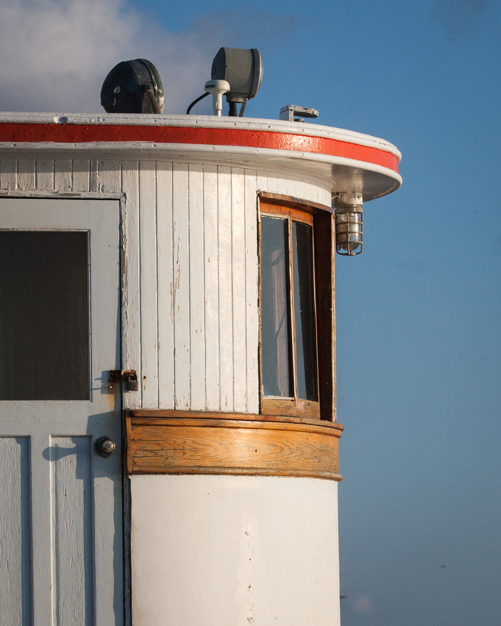 photograph by Bryan Hatchett, copyright, Bryan Hatchett, color photograph, Delvin K, Chesapeake Bay deck boat, Tangier Island, Virginia